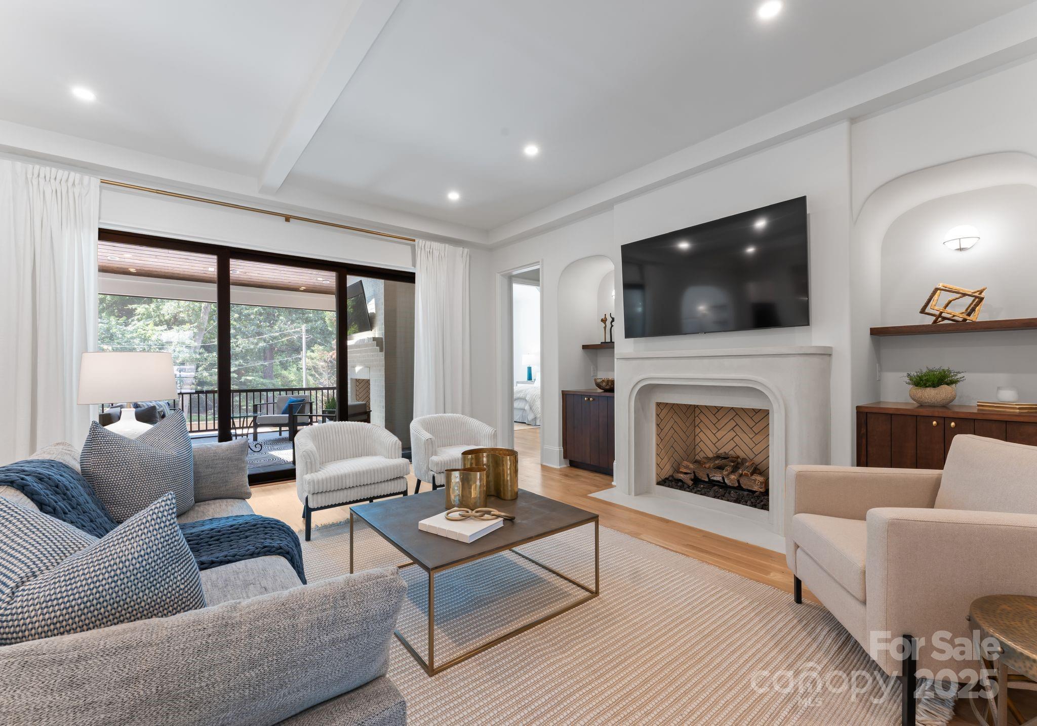 Lansdowne - Residential