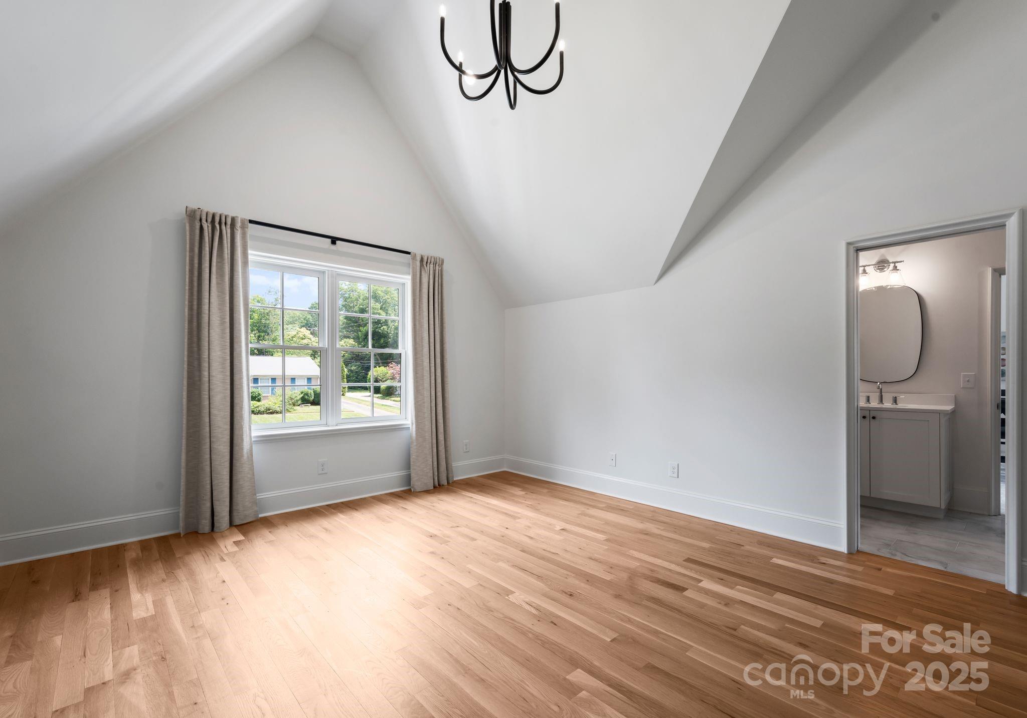 Lansdowne - Residential