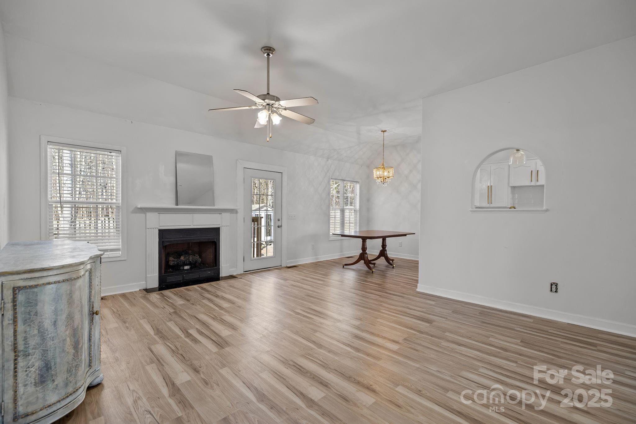 285 Eagle Creek Road