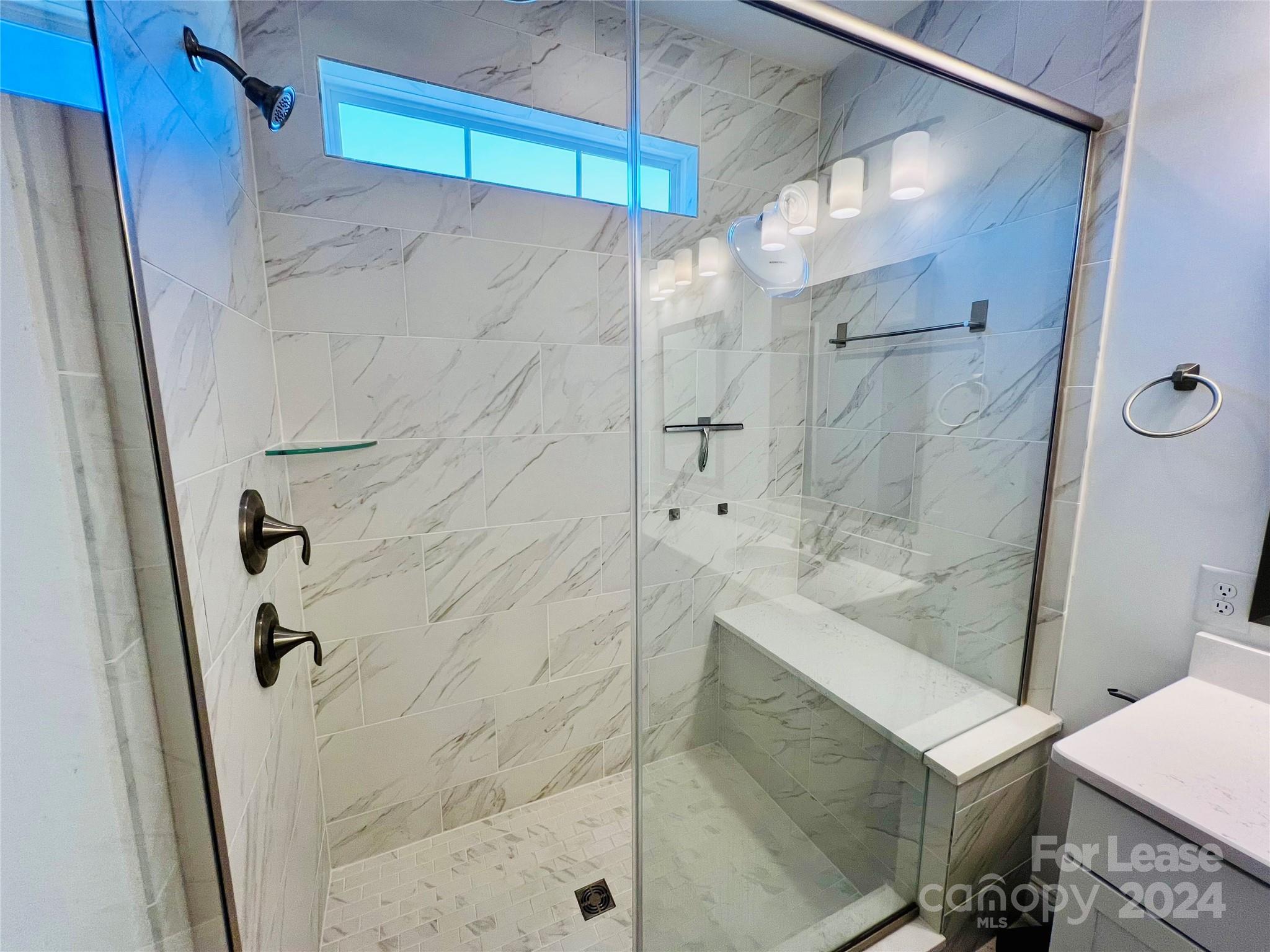 Elizabeth Glen - Residential Lease