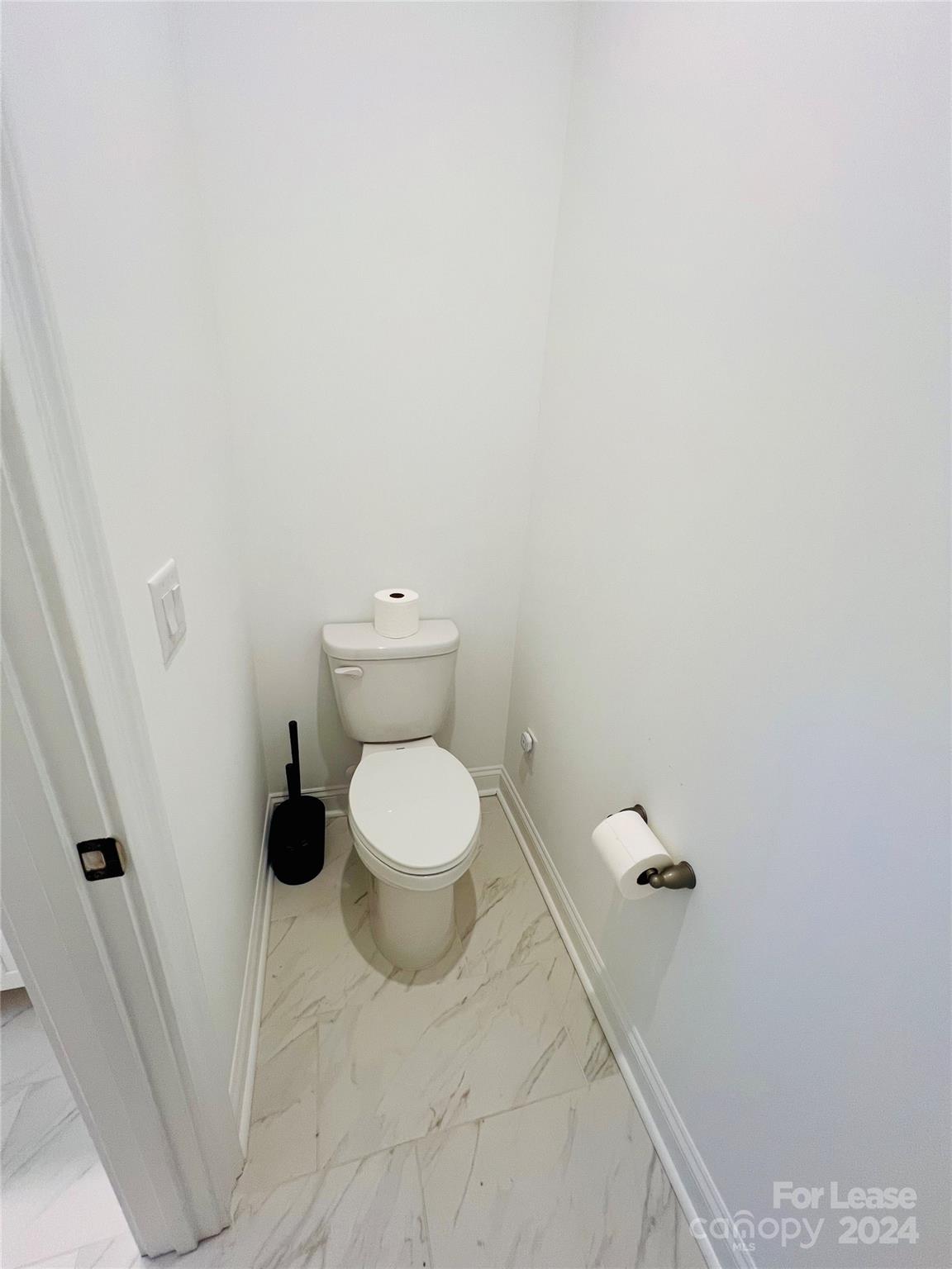 Elizabeth Glen - Residential Lease