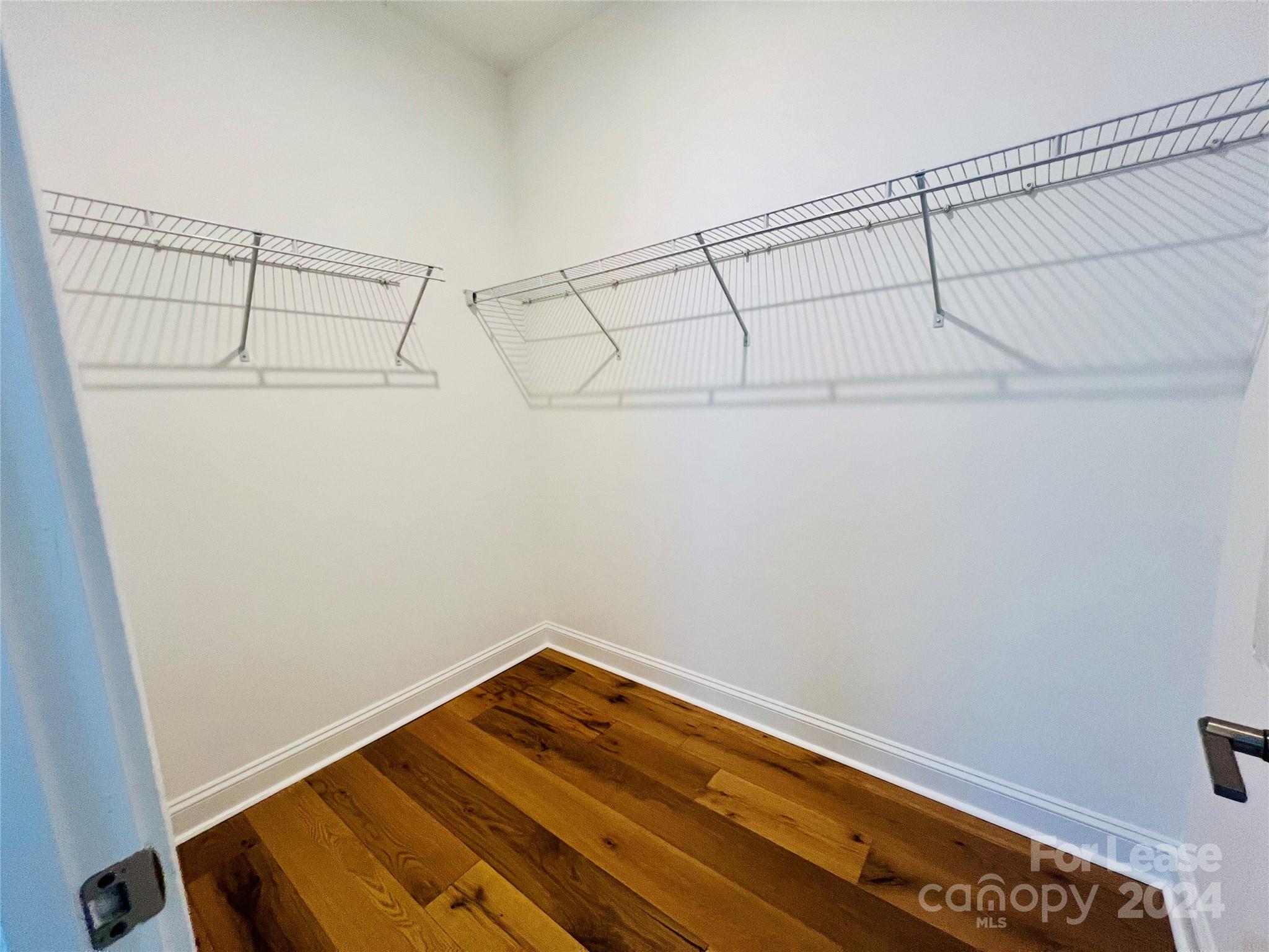 Elizabeth Glen - Residential Lease