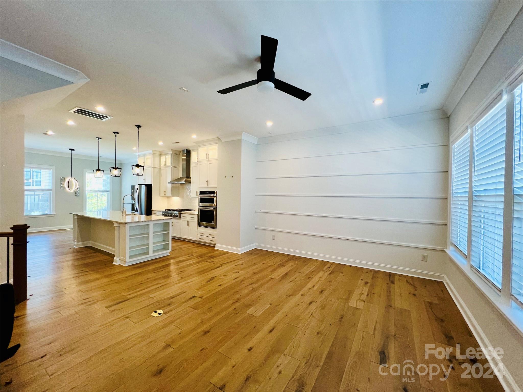 Elizabeth Glen - Residential Lease