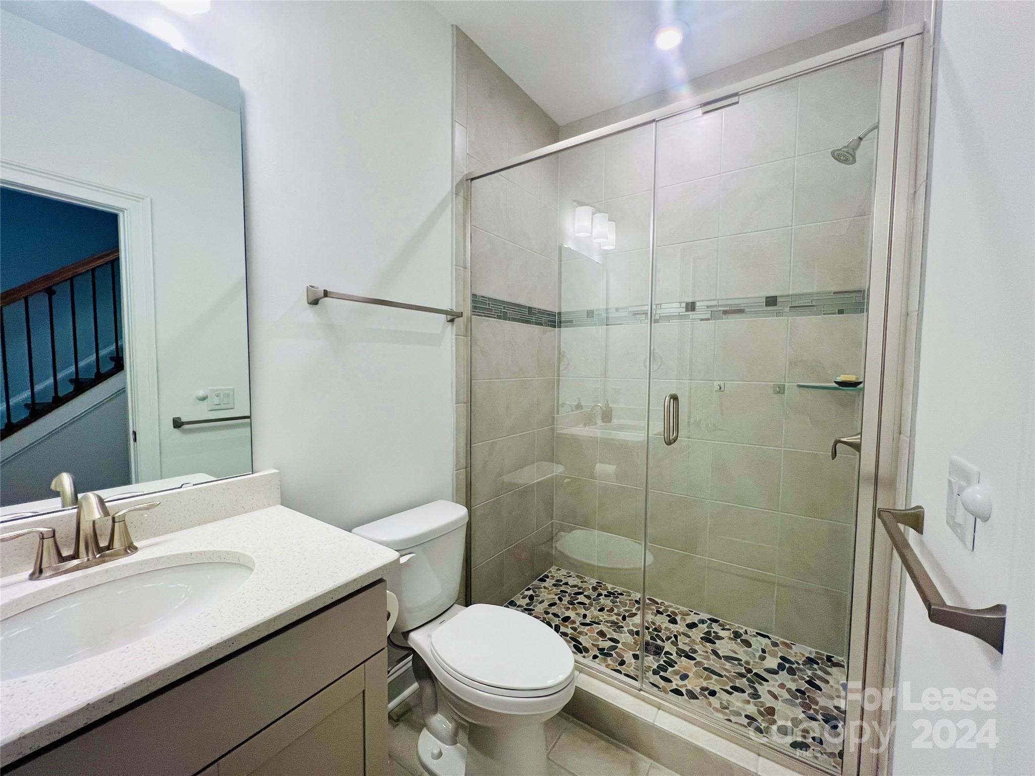 Elizabeth Glen - Residential Lease