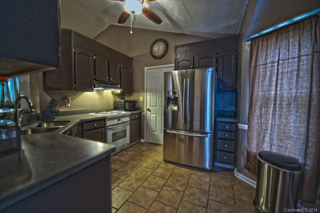 Falcon Chase - Residential