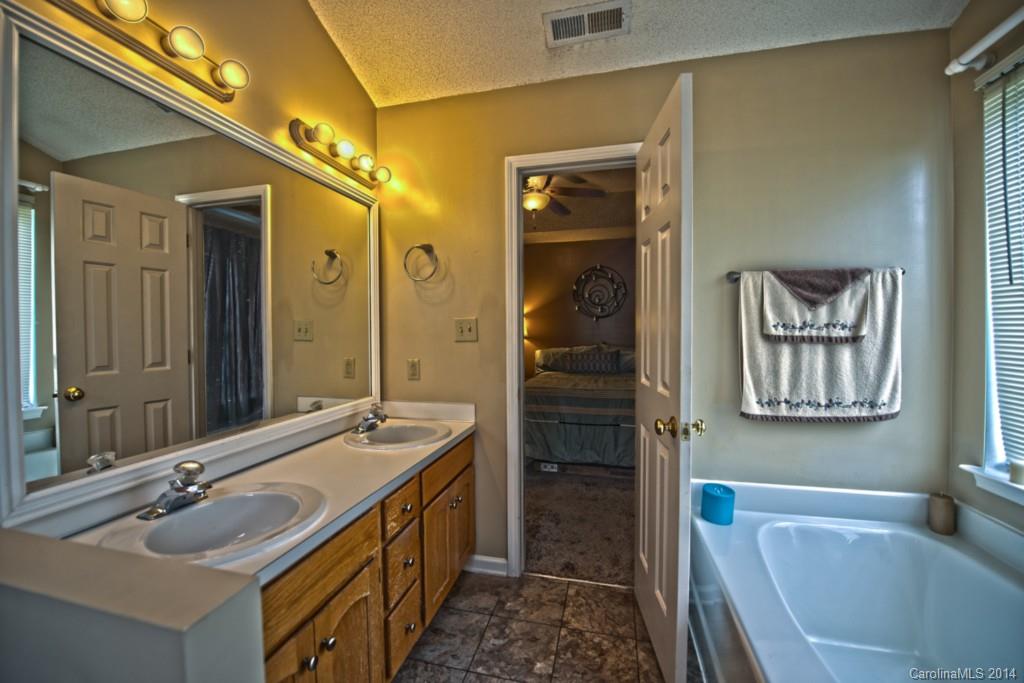 Falcon Chase - Residential