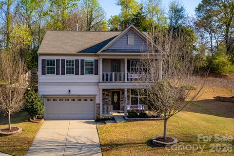 Photo of 10840 Cove Point Drive, Charlotte, NC 28278 (MLS # 4354828)