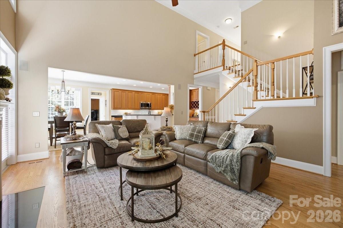 5817 Cross Point Court