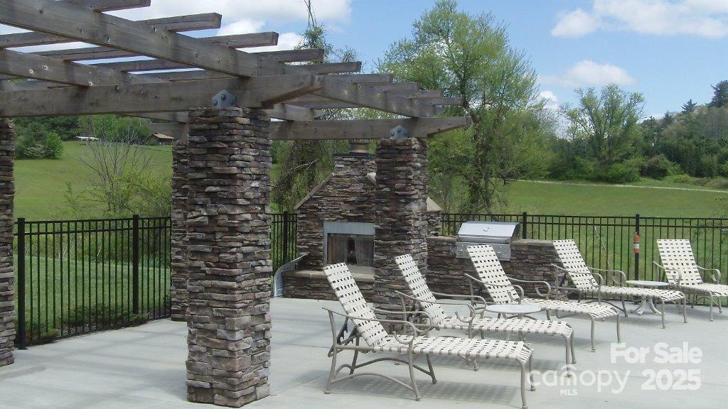 Vistas of Westfield - Residential