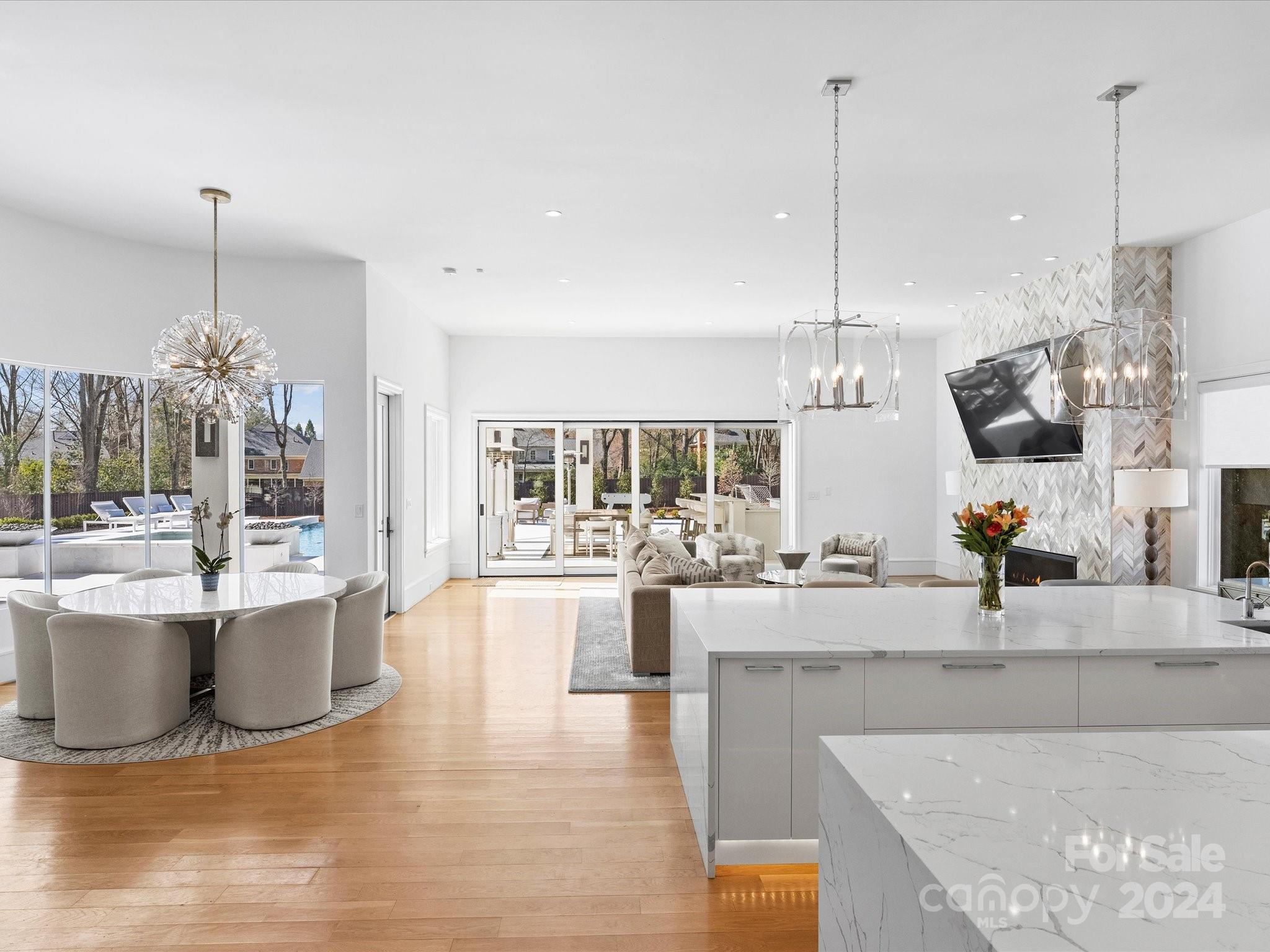 English Gardens - Residential