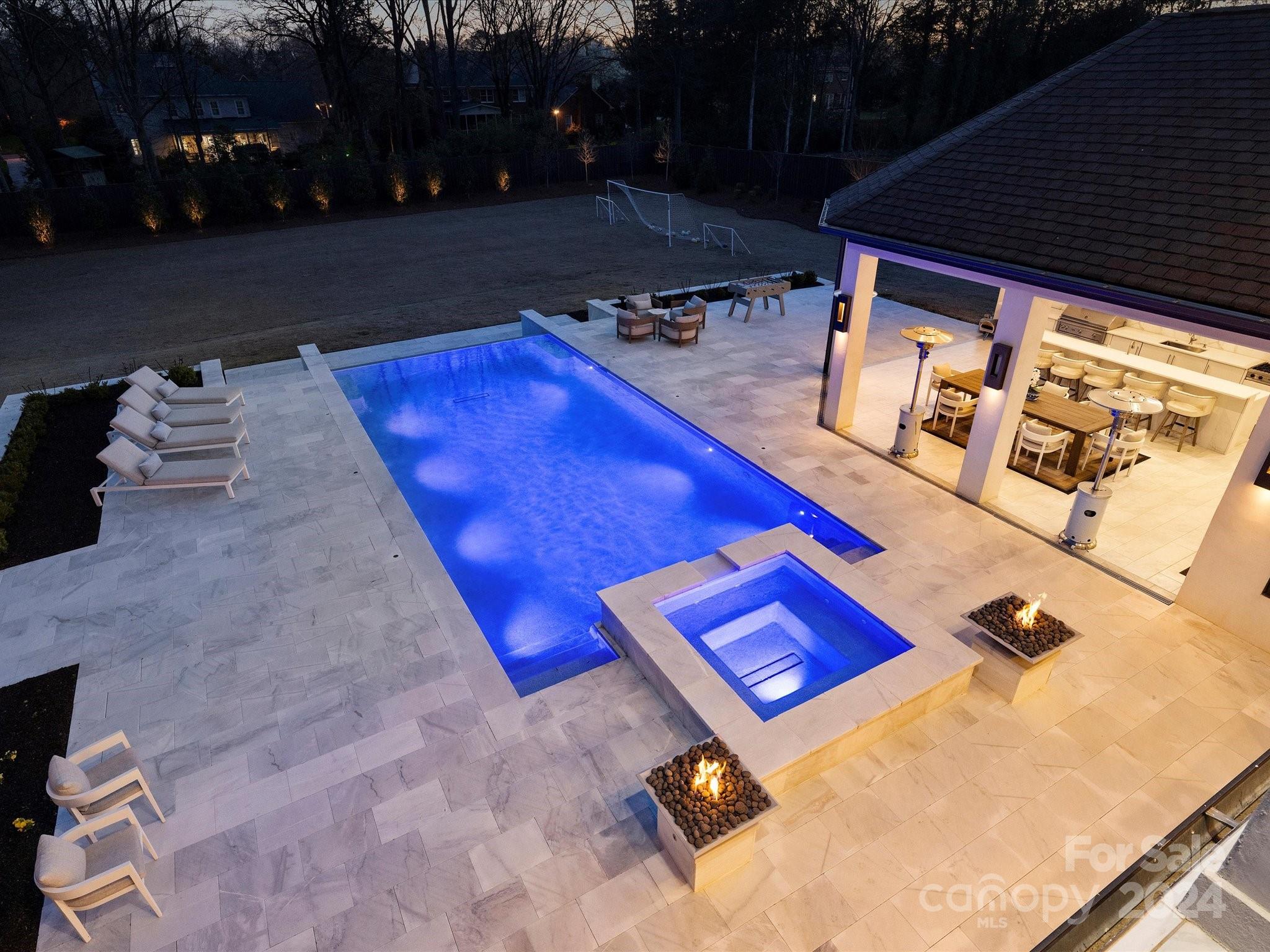 English Gardens - Residential