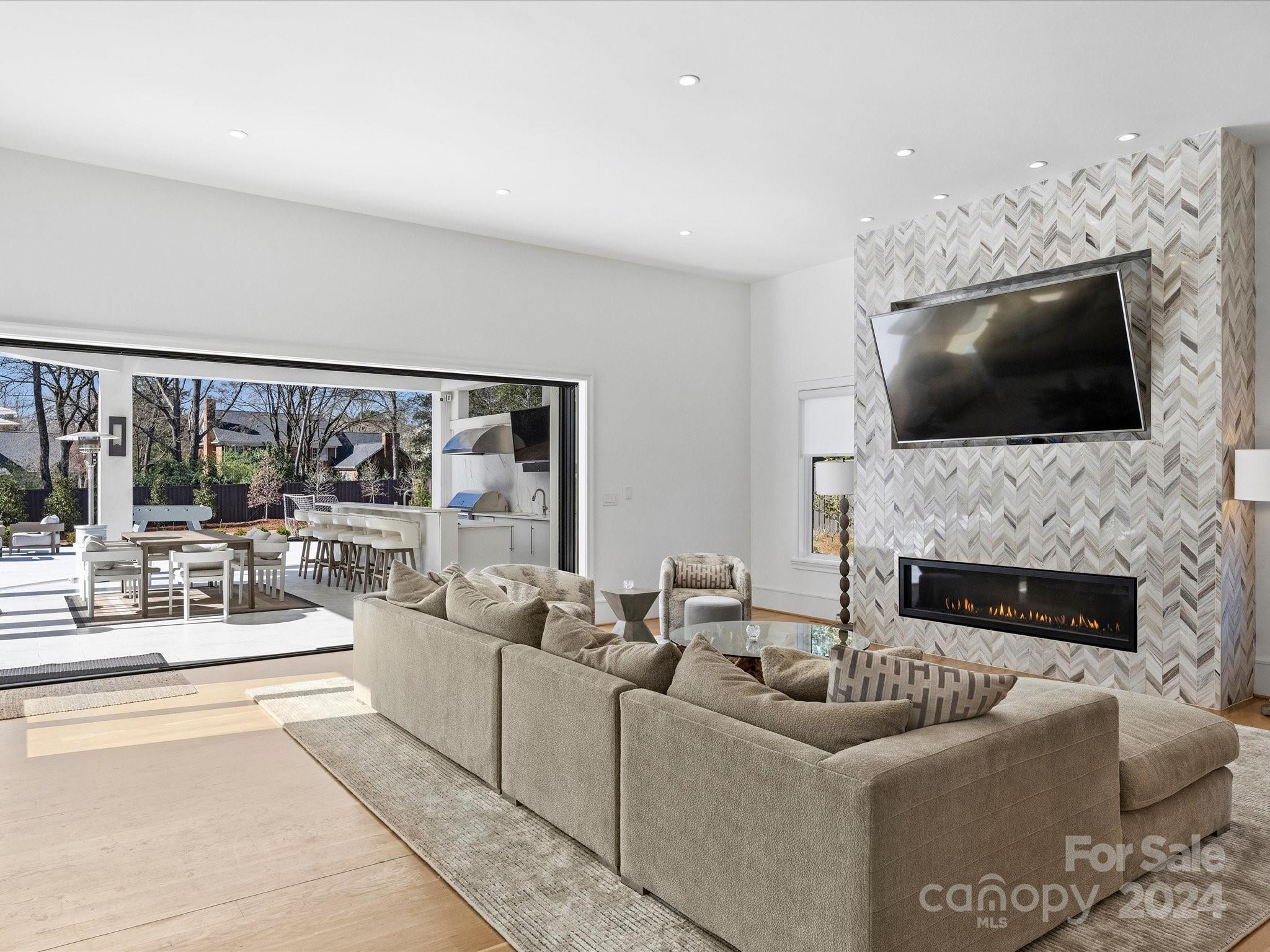 English Gardens - Residential