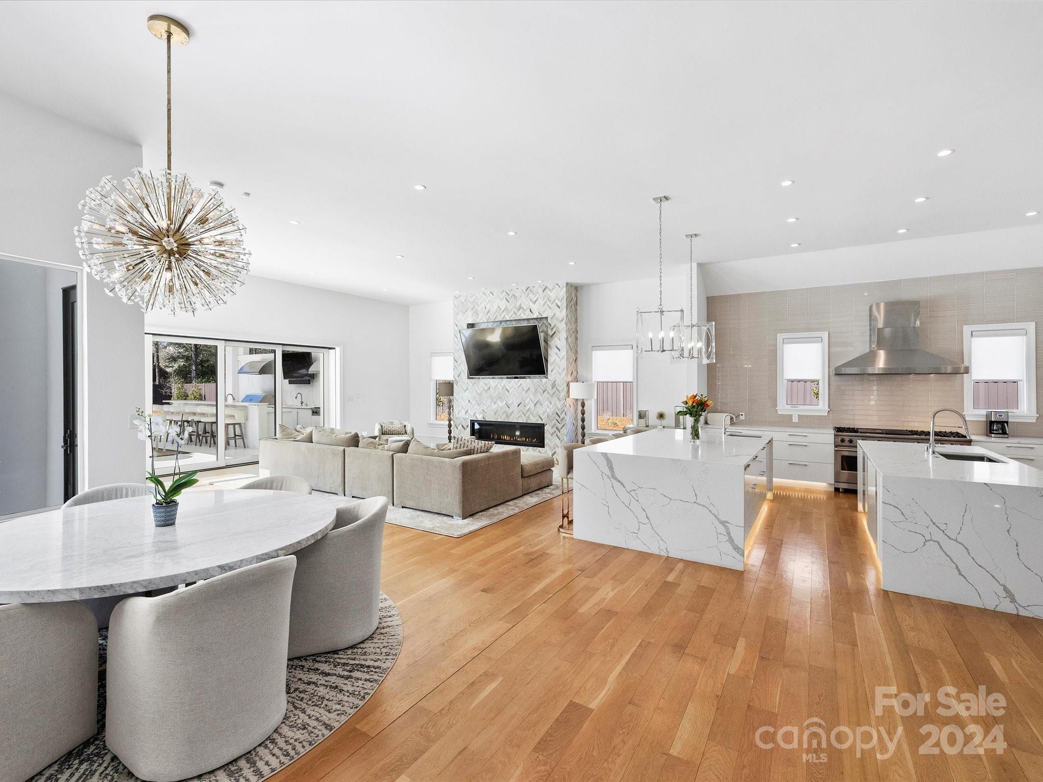 English Gardens - Residential