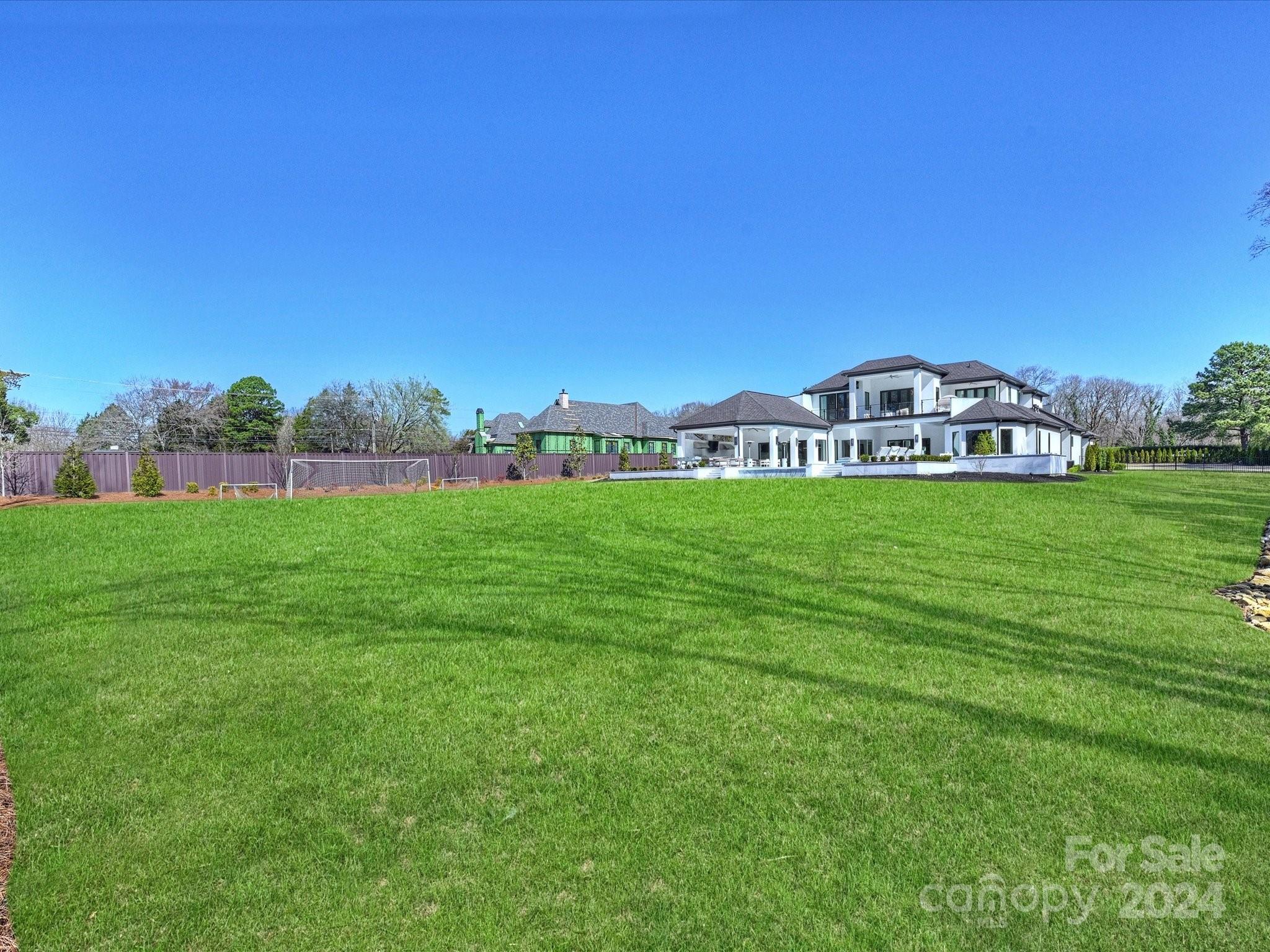 English Gardens - Residential