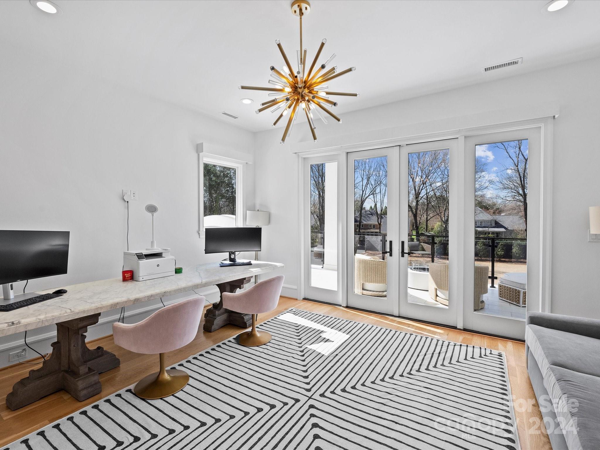 English Gardens - Residential