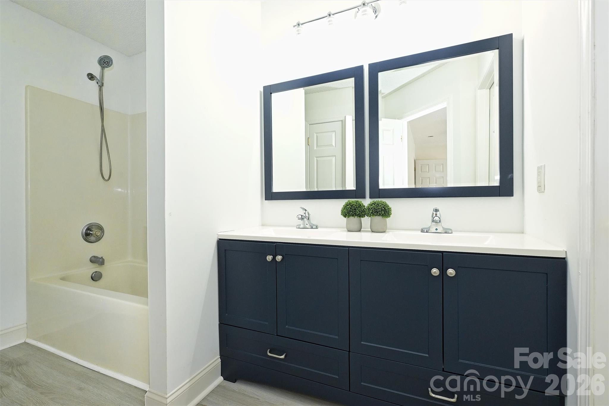 Forest Oaks - Residential