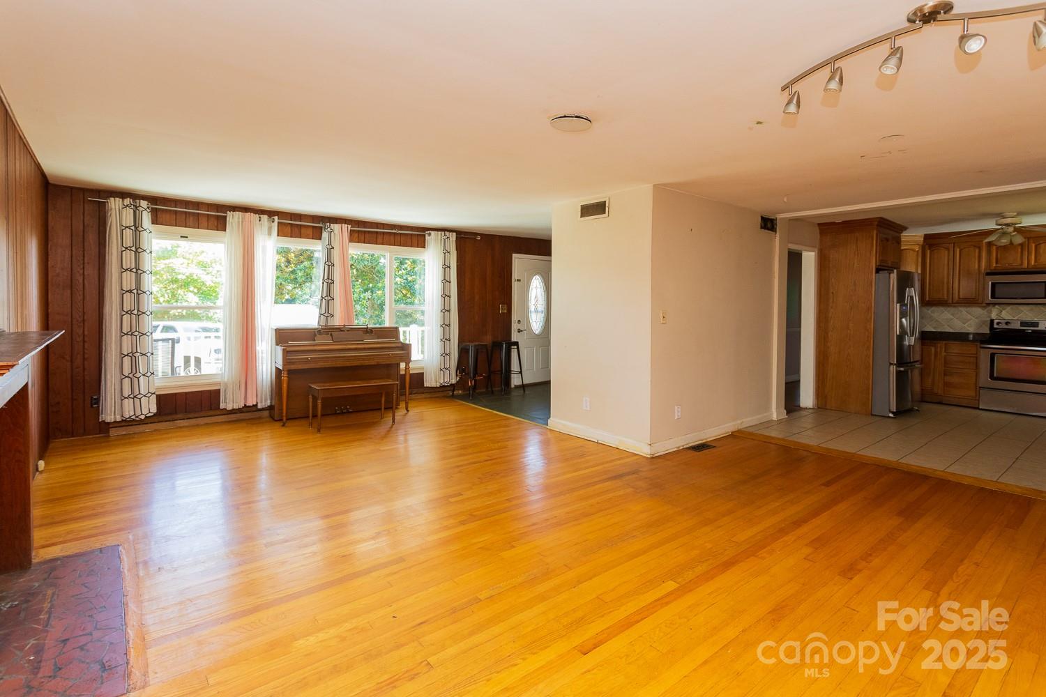 5 Fernlawn Road