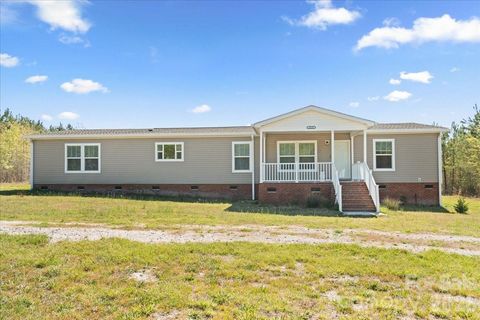 Photo of 4210 Aaron Temple Church Road, Bennettsville, SC 29512 (MLS # 4369274)