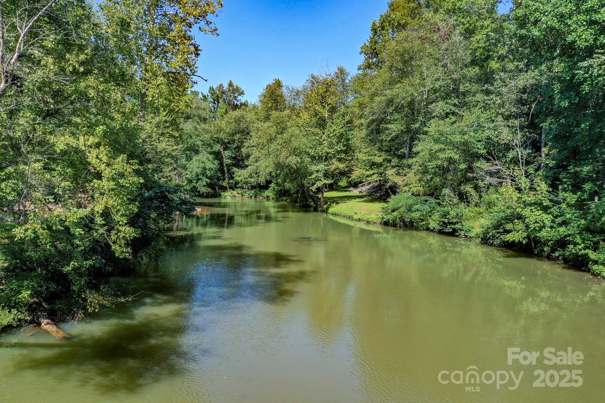 200 River Landing