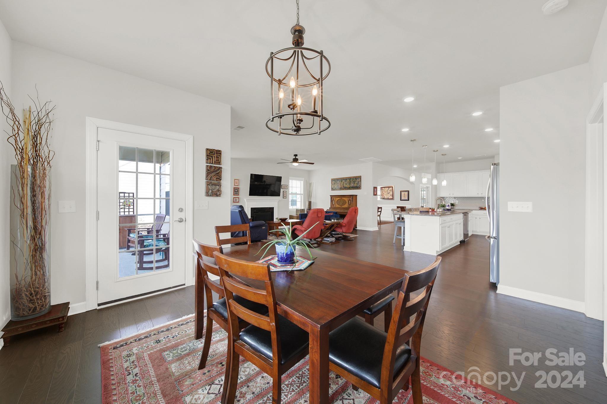 Tree Tops - Residential