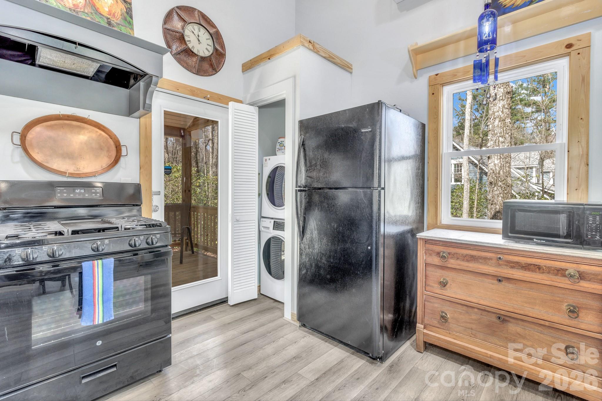 Lake Hosea - Residential