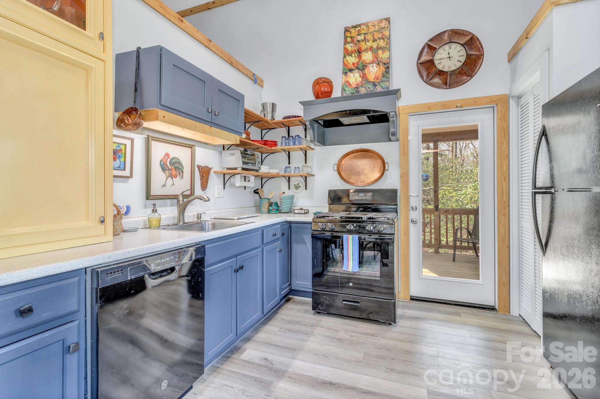 Lake Hosea - Residential