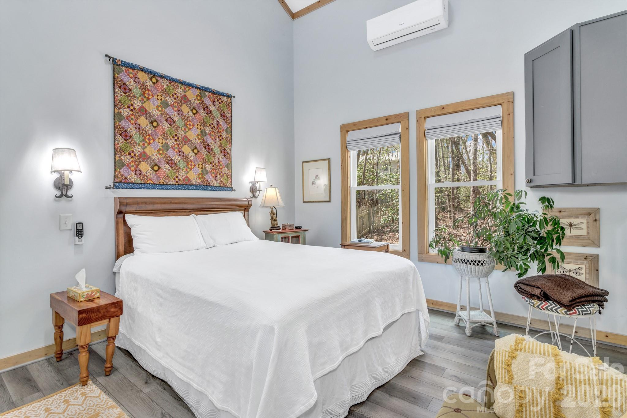 Lake Hosea - Residential