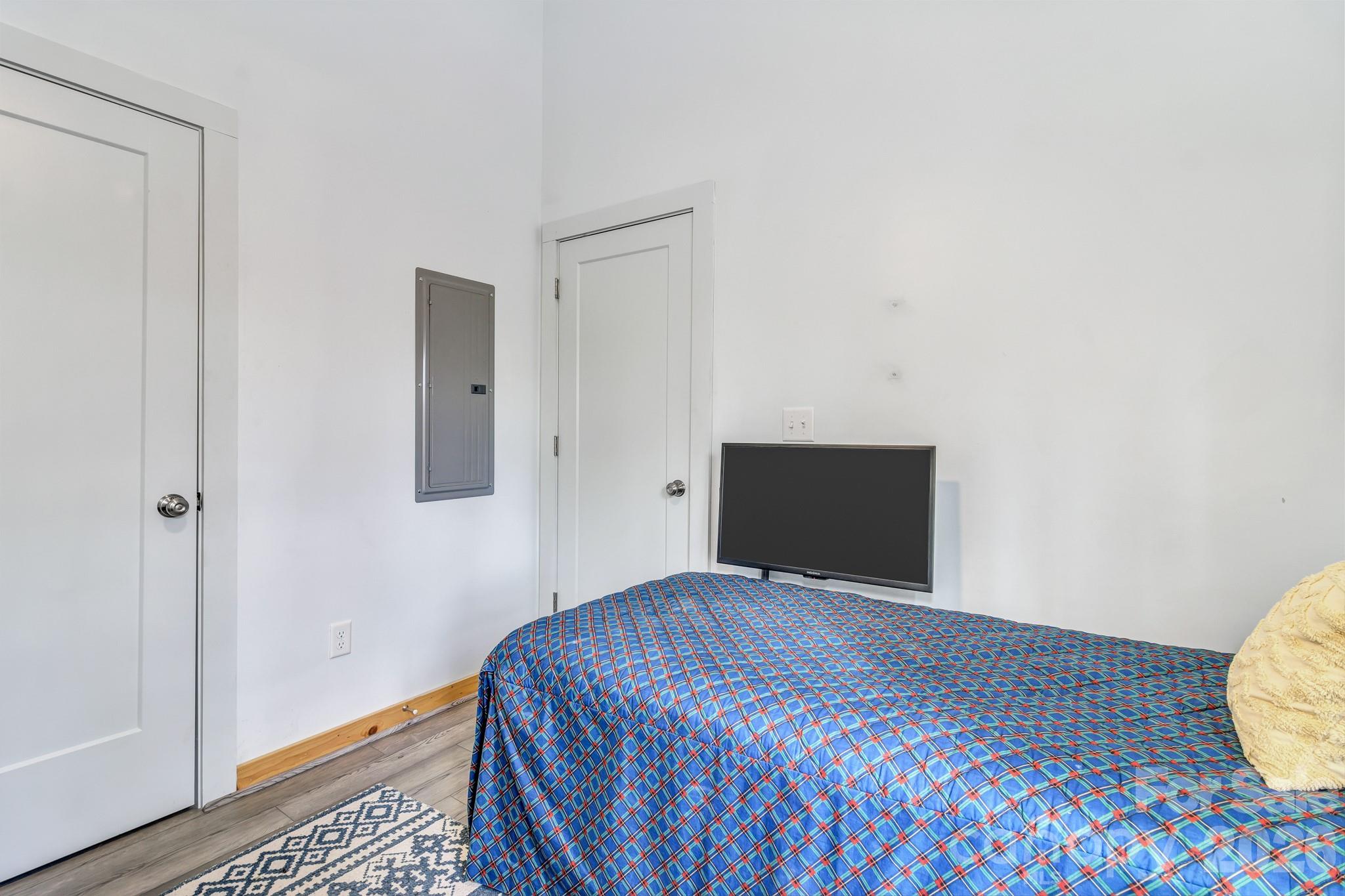 Lake Hosea - Residential