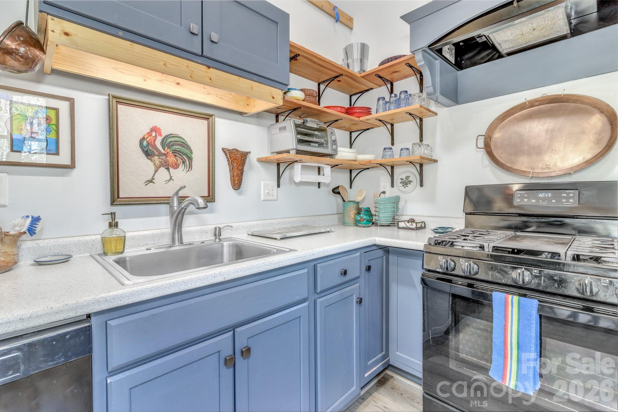 Lake Hosea - Residential