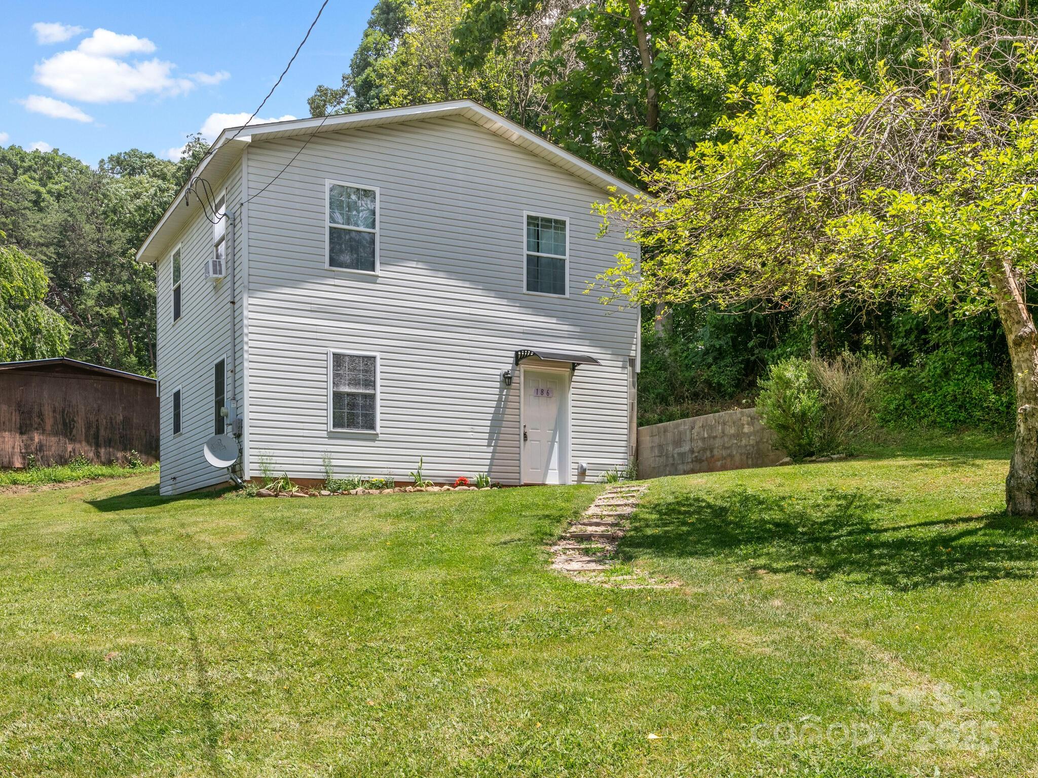 186 Wiggins Road B