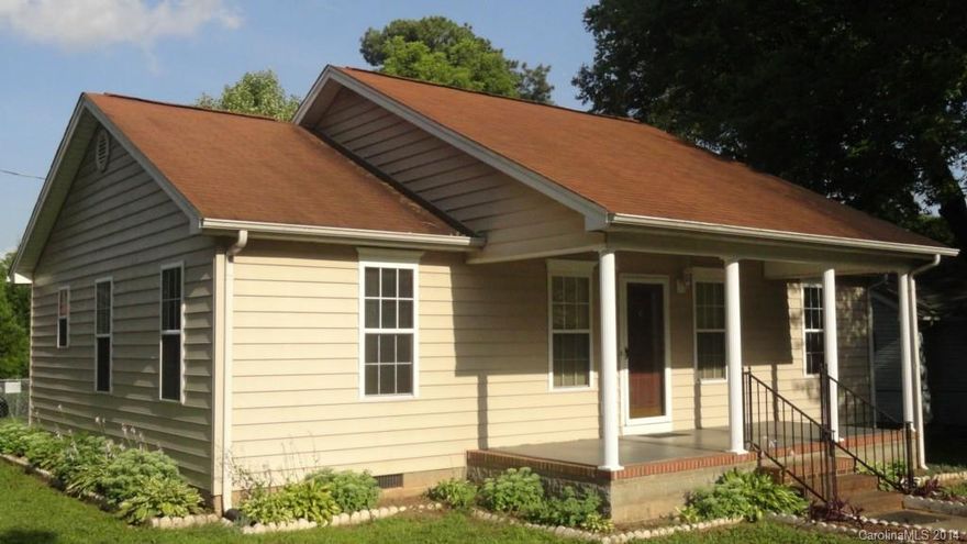 Very nice one story 3 bedroom/2 full bath home on a corner lot. Split bedroom plan built in 2000. Relax on your rocking chair front porch or enjoy your fully fenced yard which is perfect for kids at play or pets who need their exercise. Spacious master suite with private full bath and walk in closet. Large living room/kitchen area. Great location with quick access to I-85 and one minute away from shopping, dining, and healthcare facilities. Listed for sale at more than $20,000 below tax value.