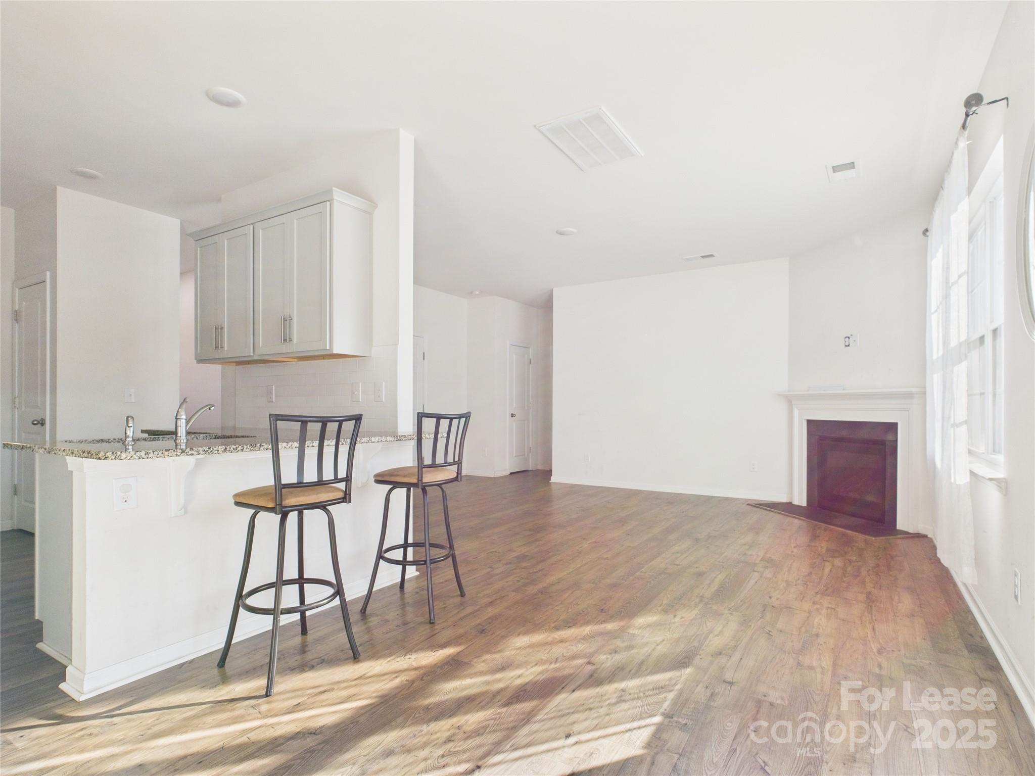 2032 Highland Knoll Drive