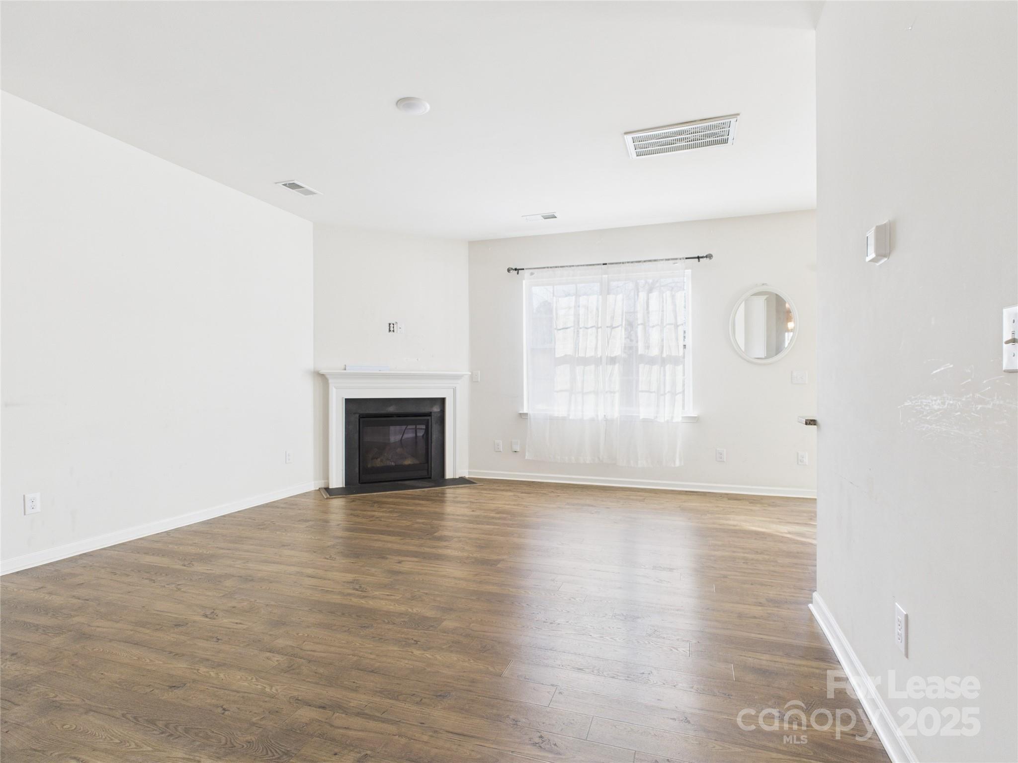 2032 Highland Knoll Drive