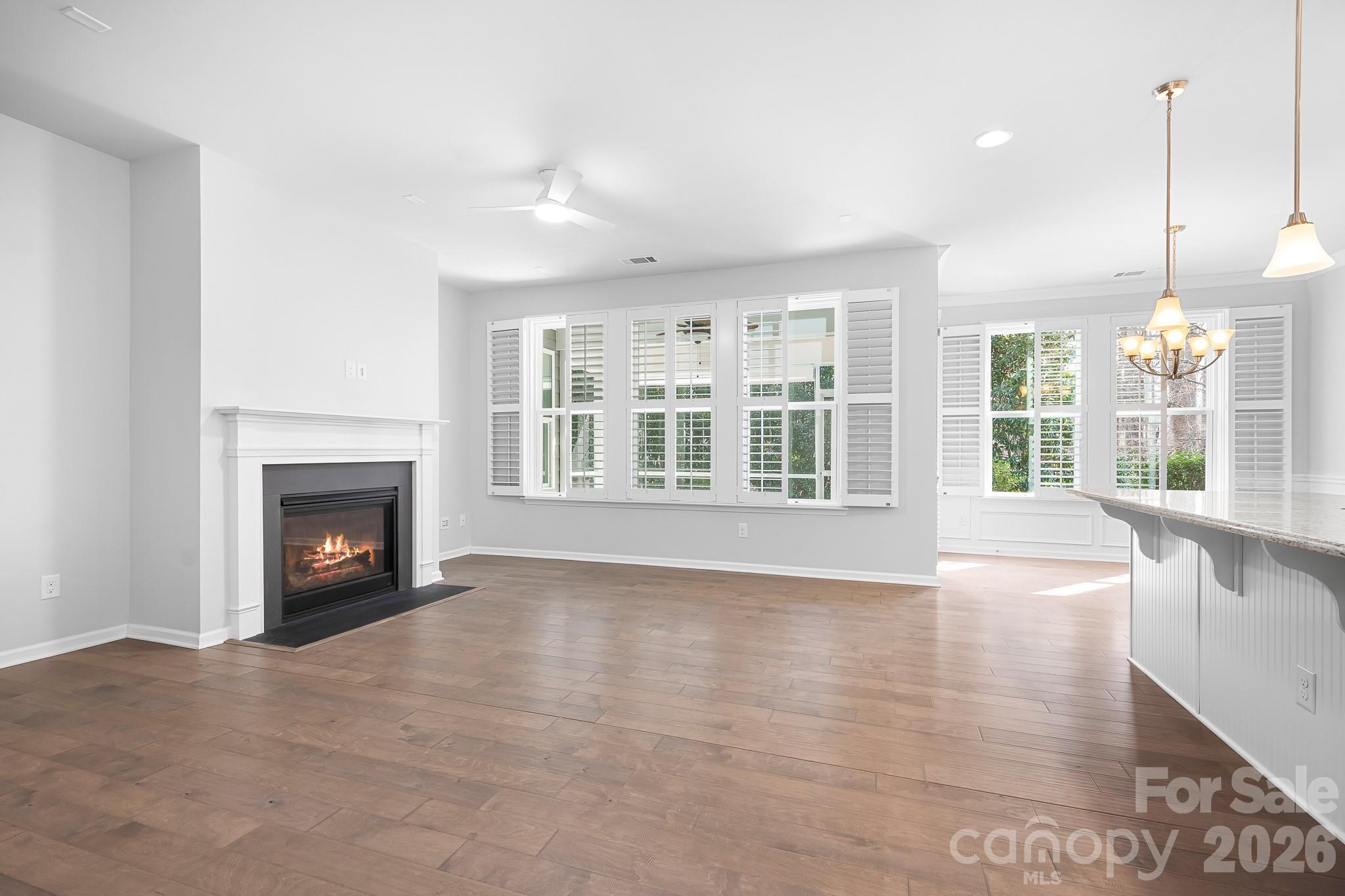 Cobblestone Manor - Residential