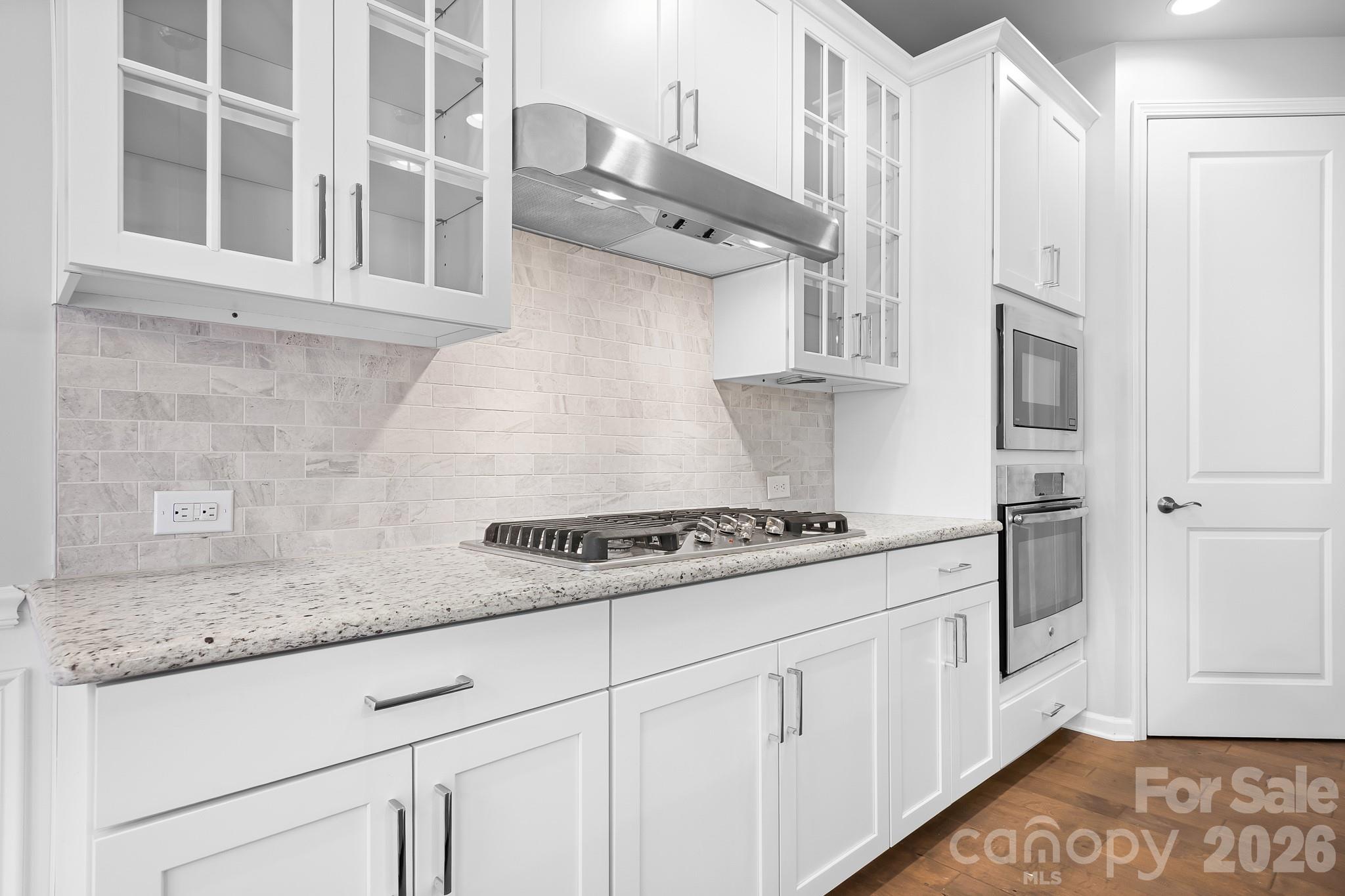 Cobblestone Manor - Residential