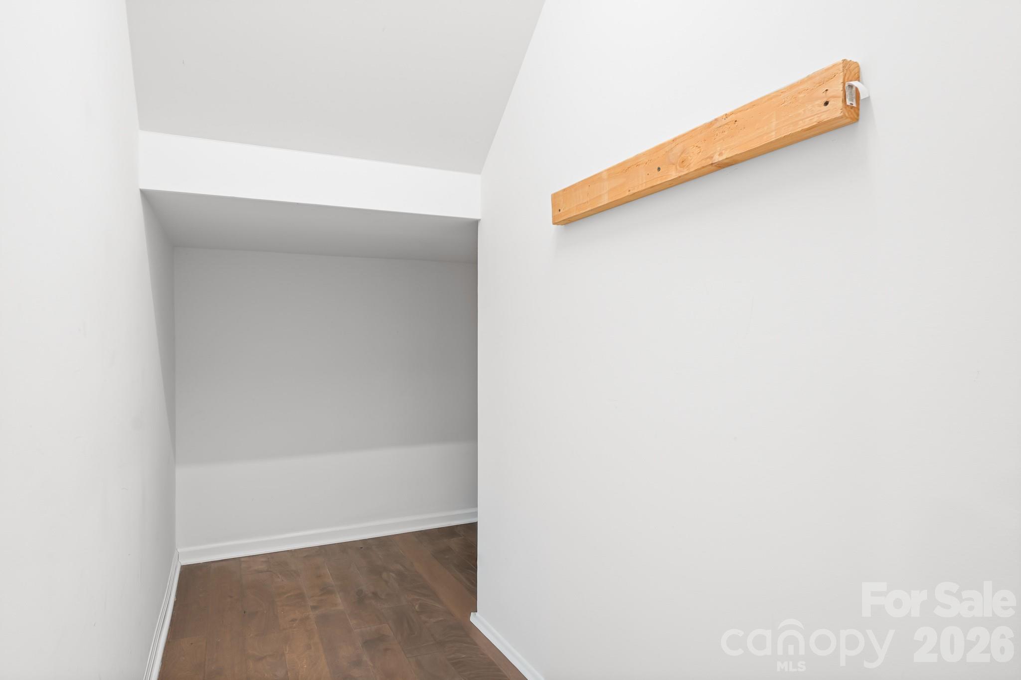 Cobblestone Manor - Residential