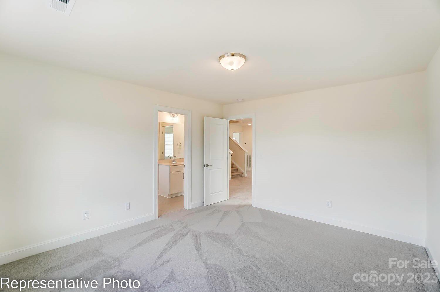 Hampton Woods - Residential