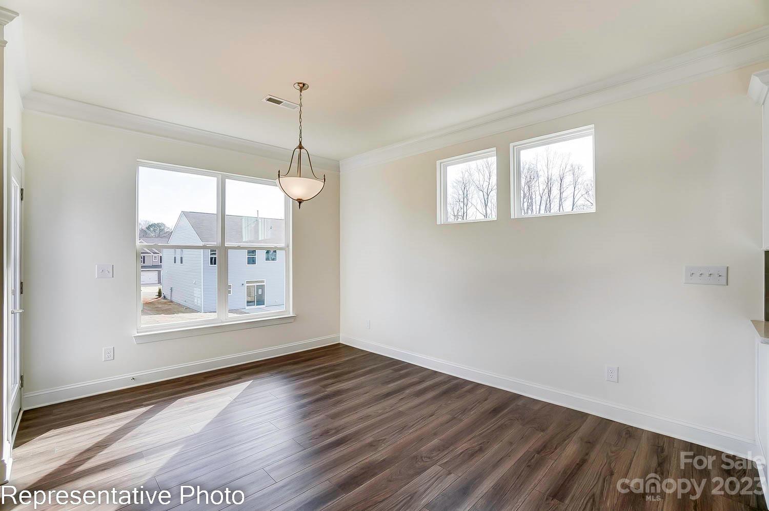 Hampton Woods - Residential