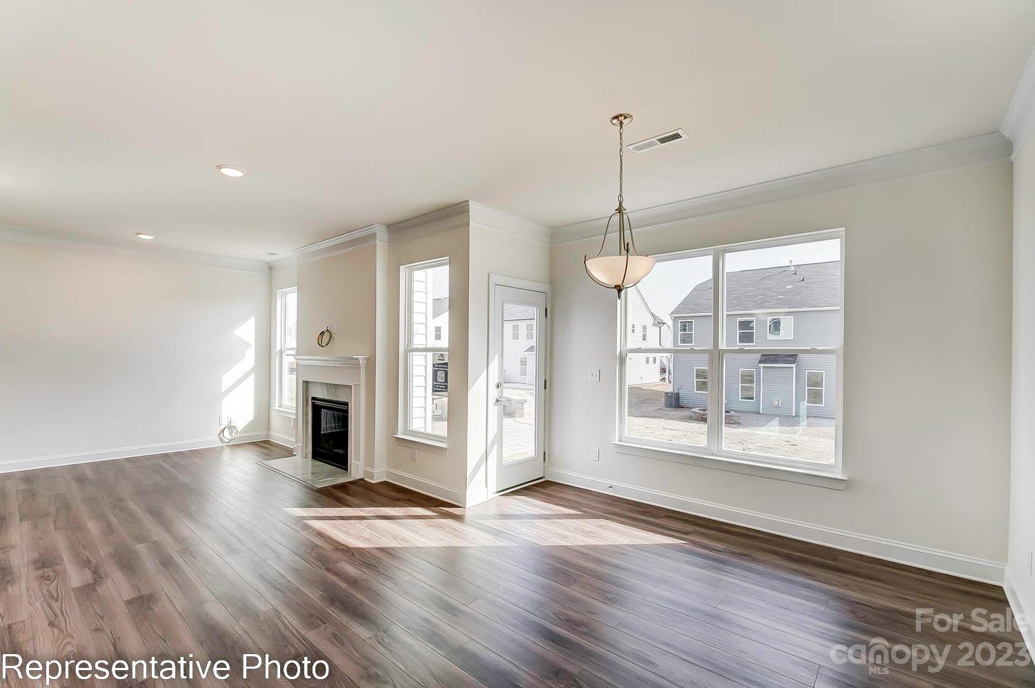 Hampton Woods - Residential