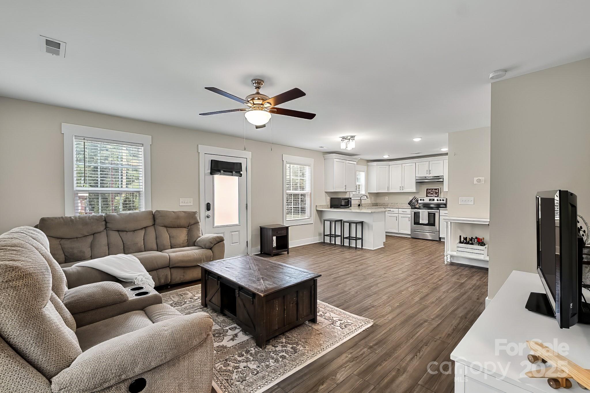 508 Queens Road