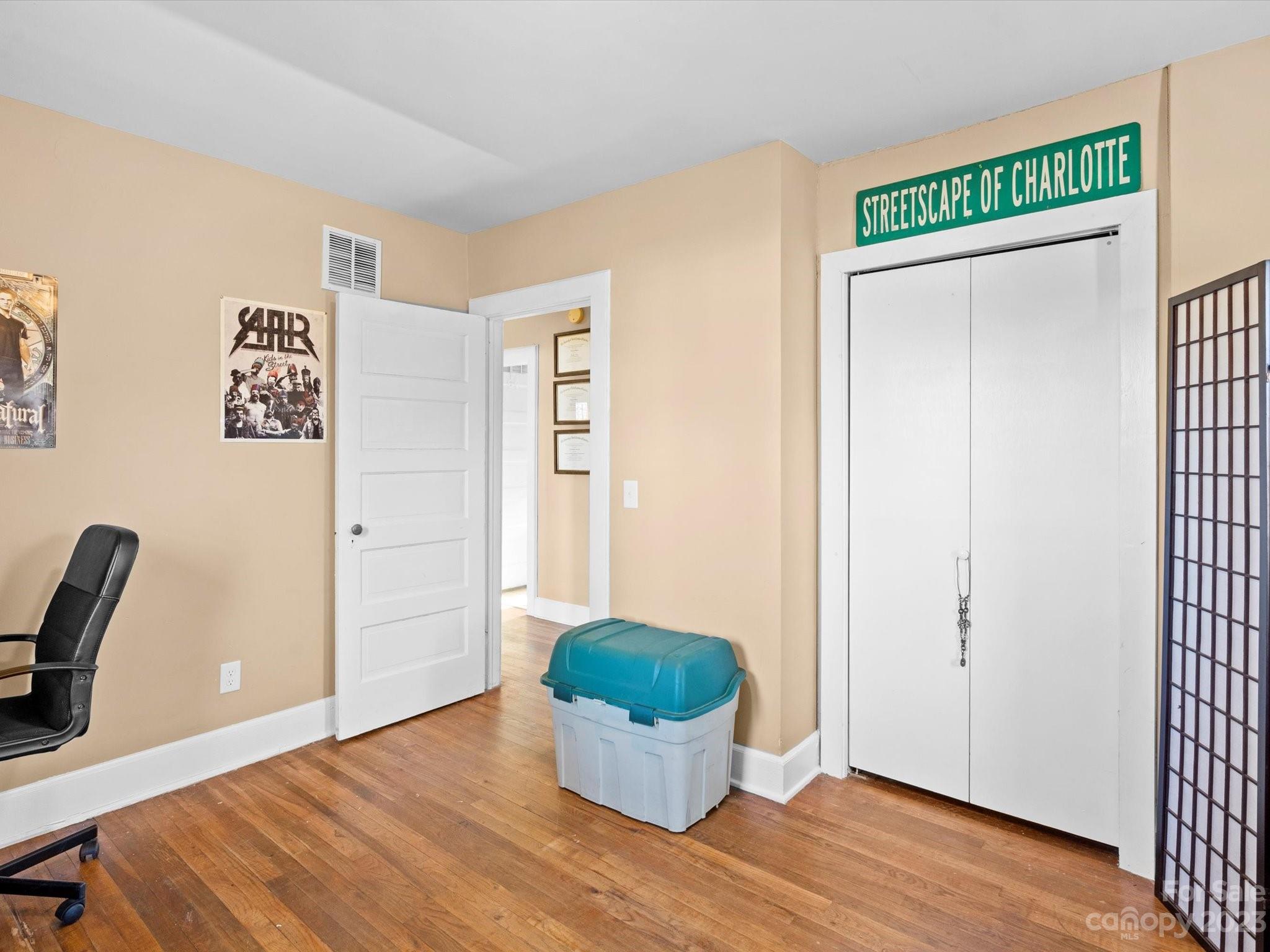 Sunset Park - Residential