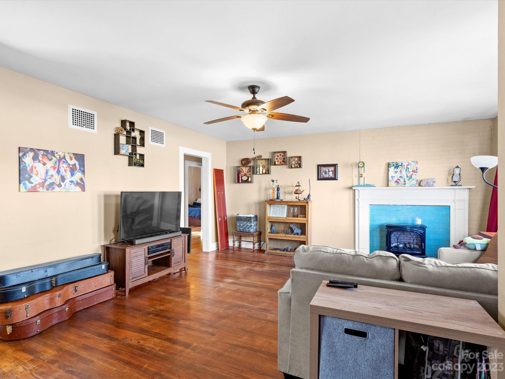 Sunset Park - Residential