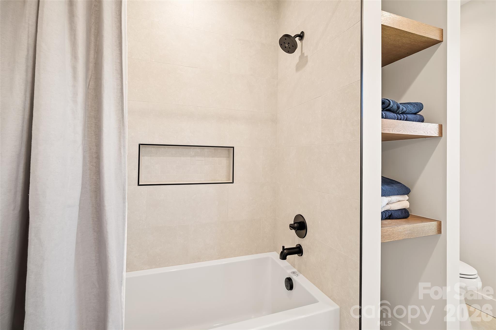 Mills River Crossing - Residential