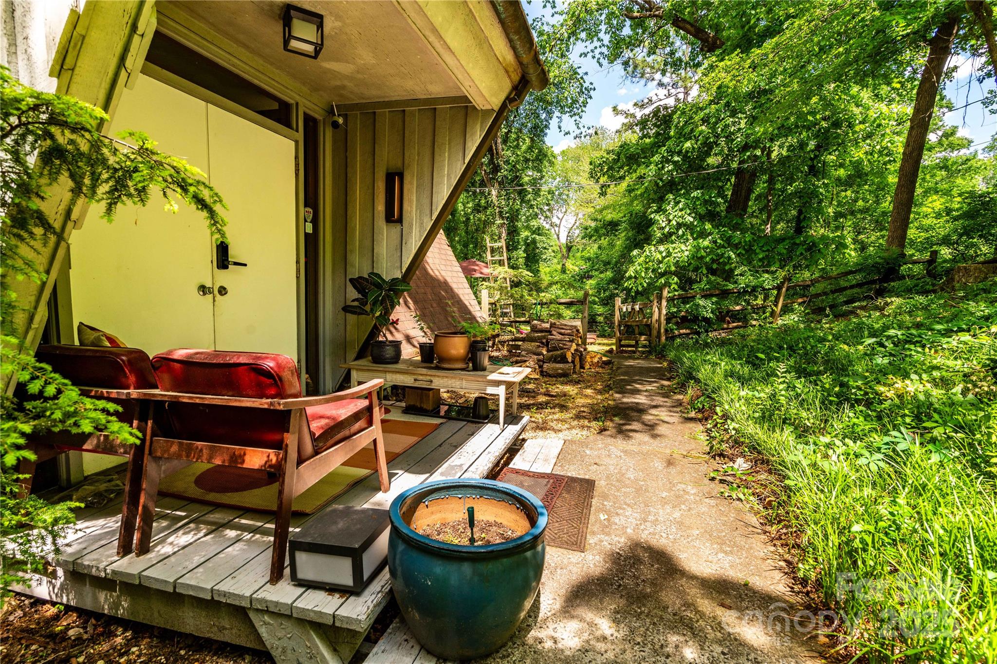 6516 Sharon Hills Road