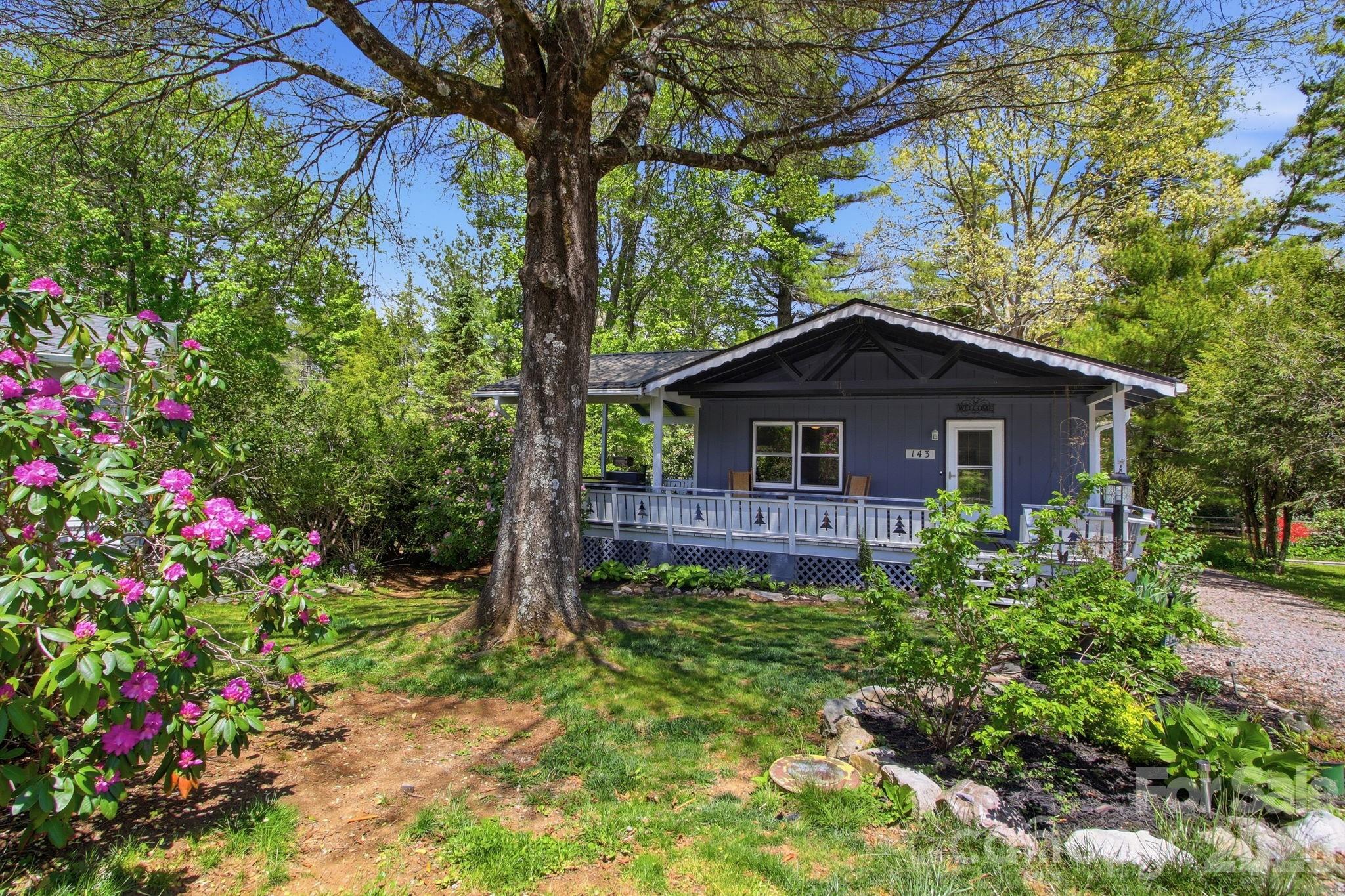 Linville Land Harbor - Residential