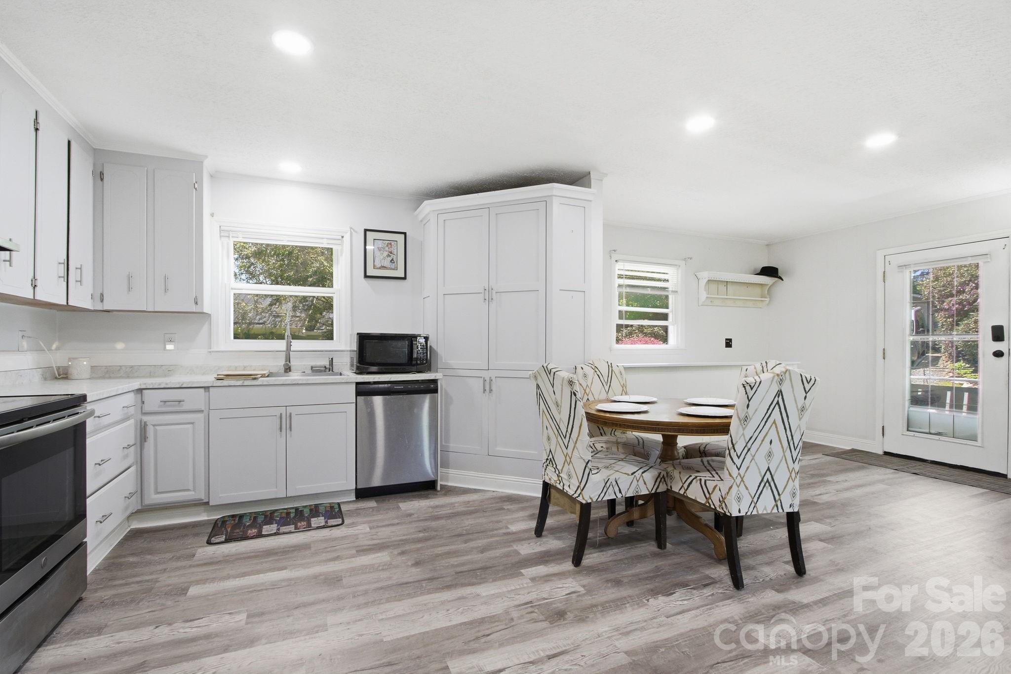Linville Land Harbor - Residential