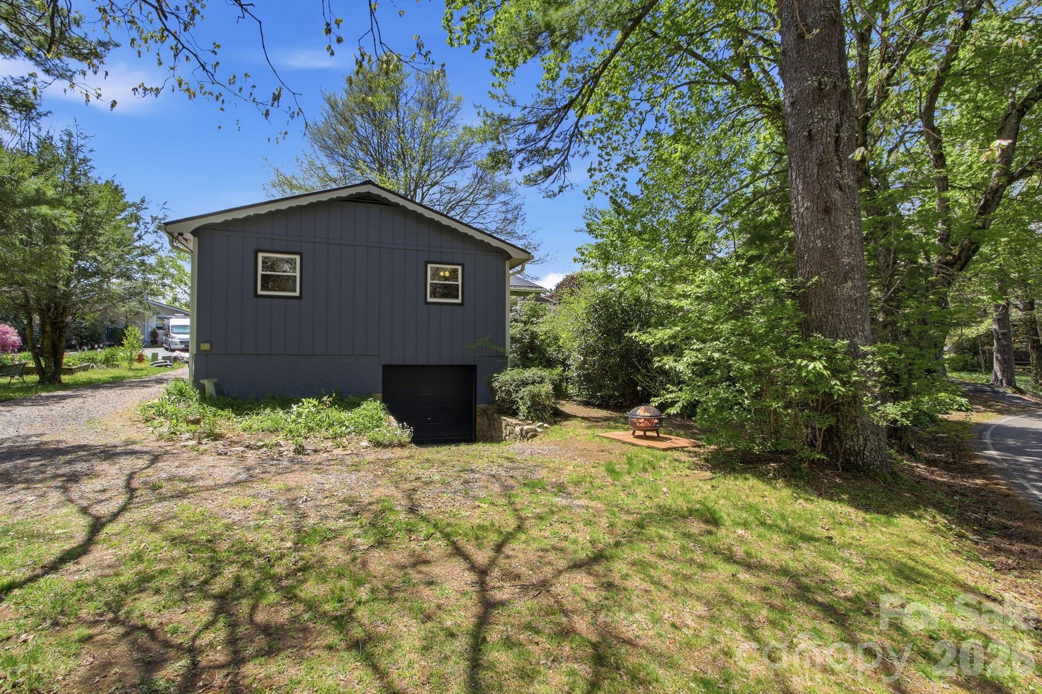 Linville Land Harbor - Residential