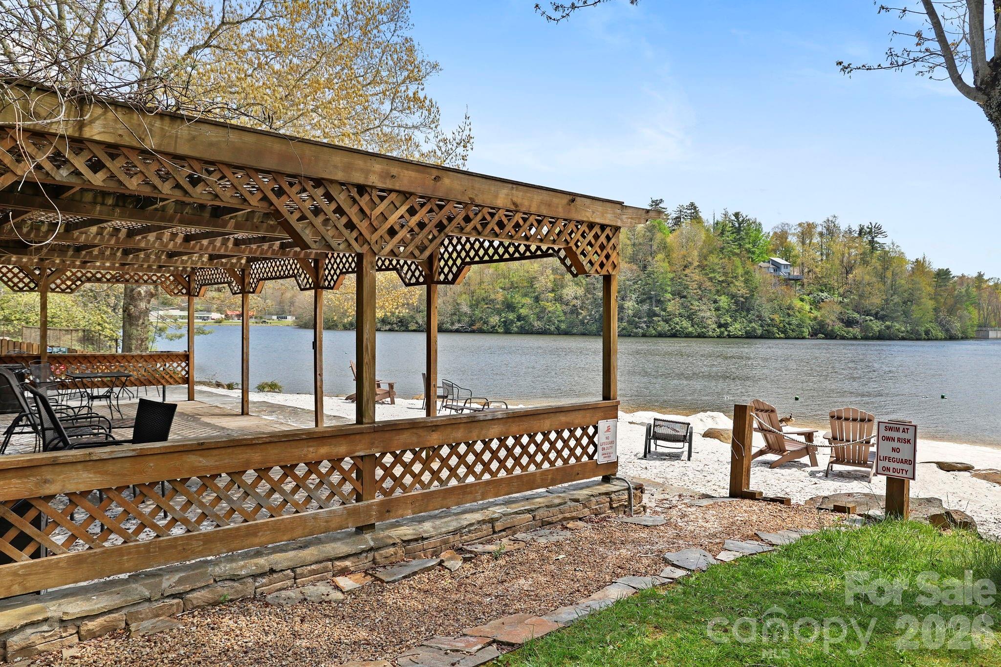 Linville Land Harbor - Residential