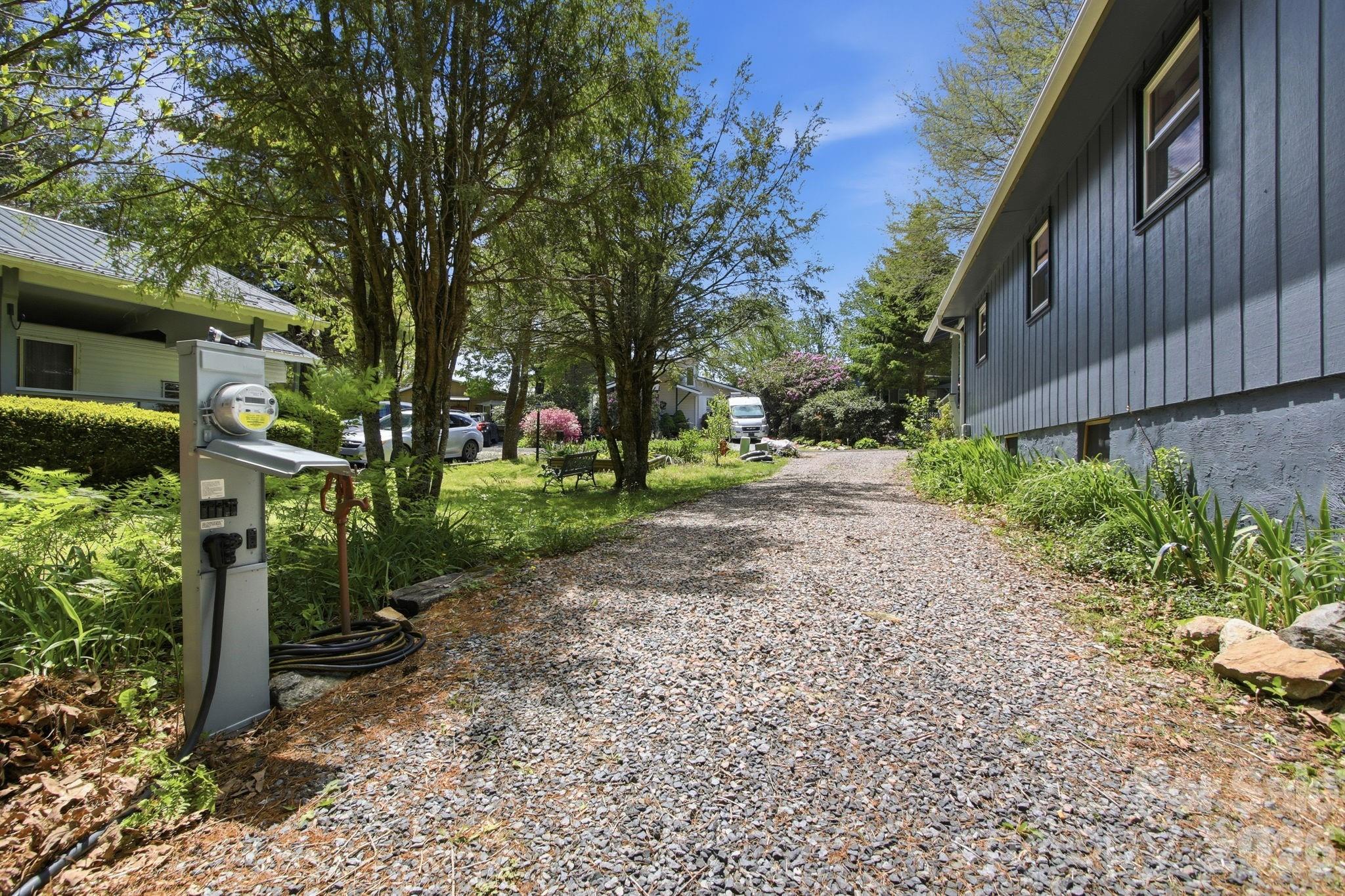 Linville Land Harbor - Residential