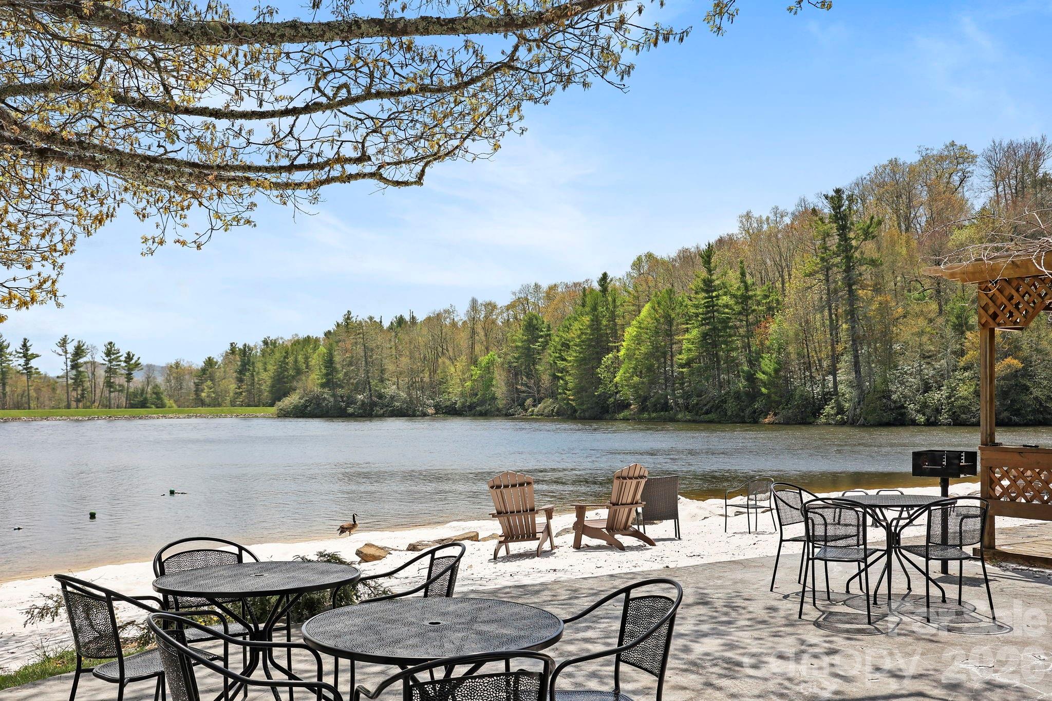 Linville Land Harbor - Residential